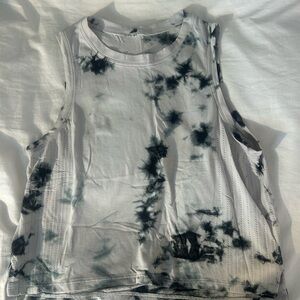 Tie-Dye lululemon top